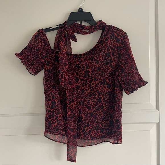 Walter Baker City Lights One Shoulder Willow Top 30751 - Picture 2 of 6